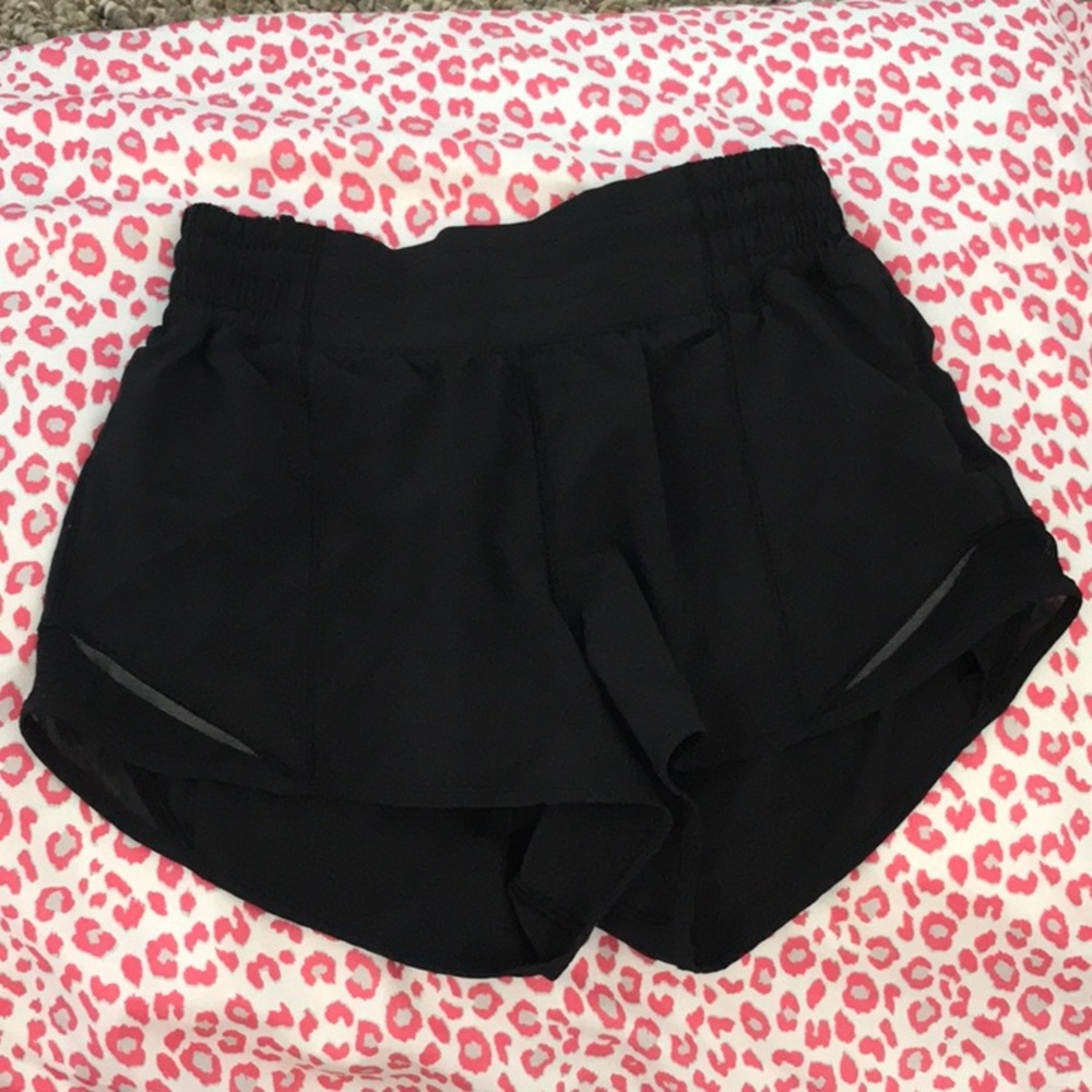 Lululemon hotty hots 2.5 size 0